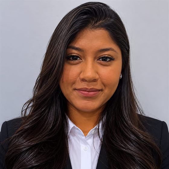 Retrato de Deborah de Oliveira